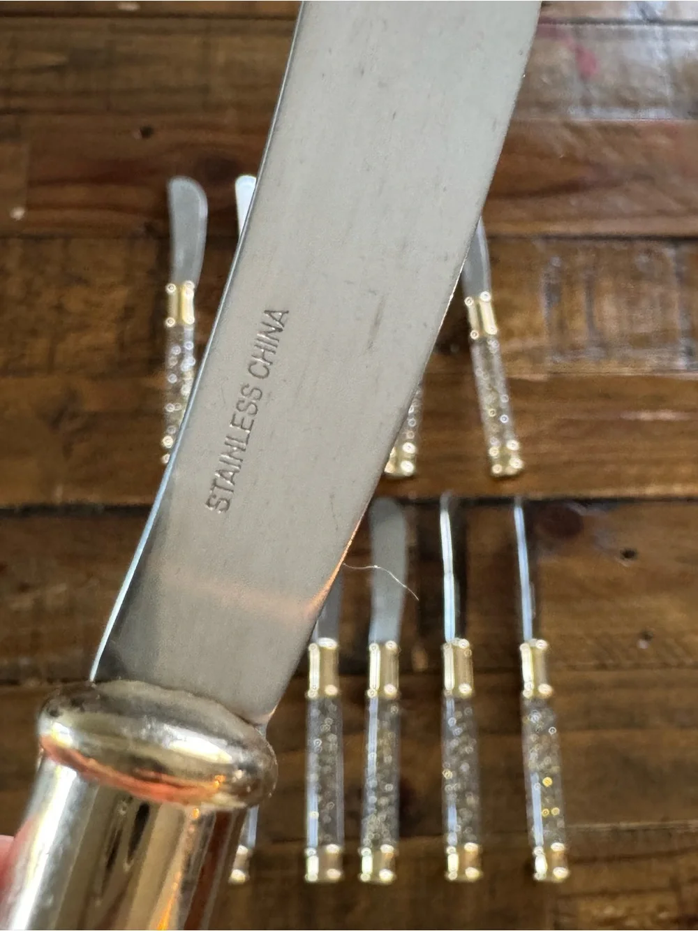12 Cambridge Silversmiths Gold Glitter Lucite Acrylic Handle Cheese Spreaders